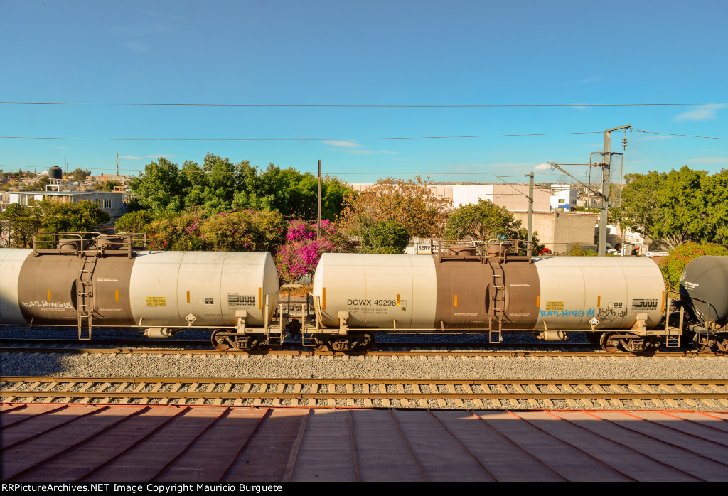 DOWX Tank Car